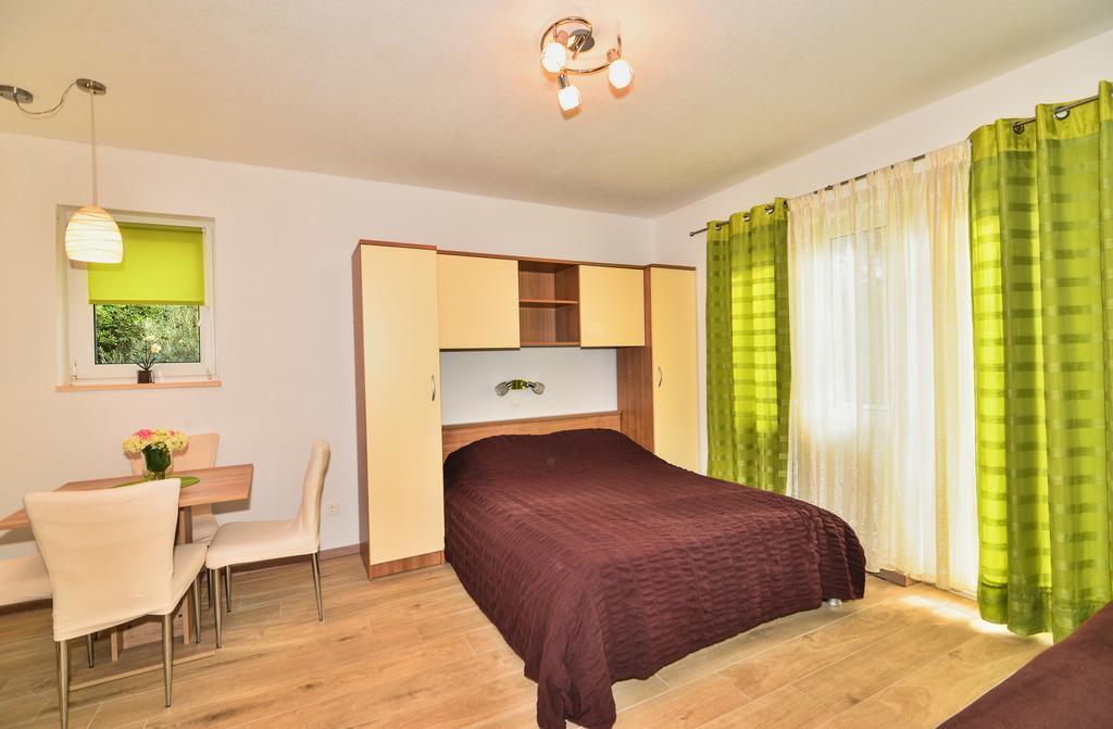 Apartments Sonja Tucepi Luaran gambar