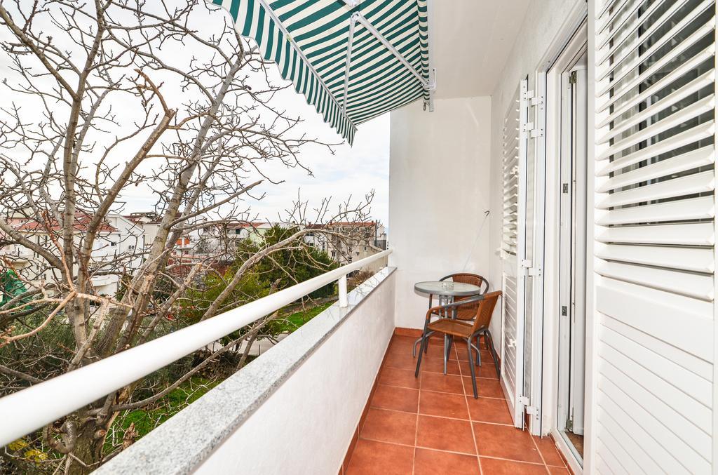 Apartments Sonja Tucepi Luaran gambar