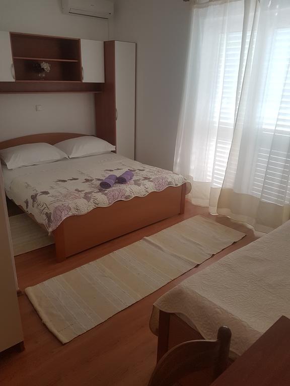 Apartments Sonja Tucepi Luaran gambar